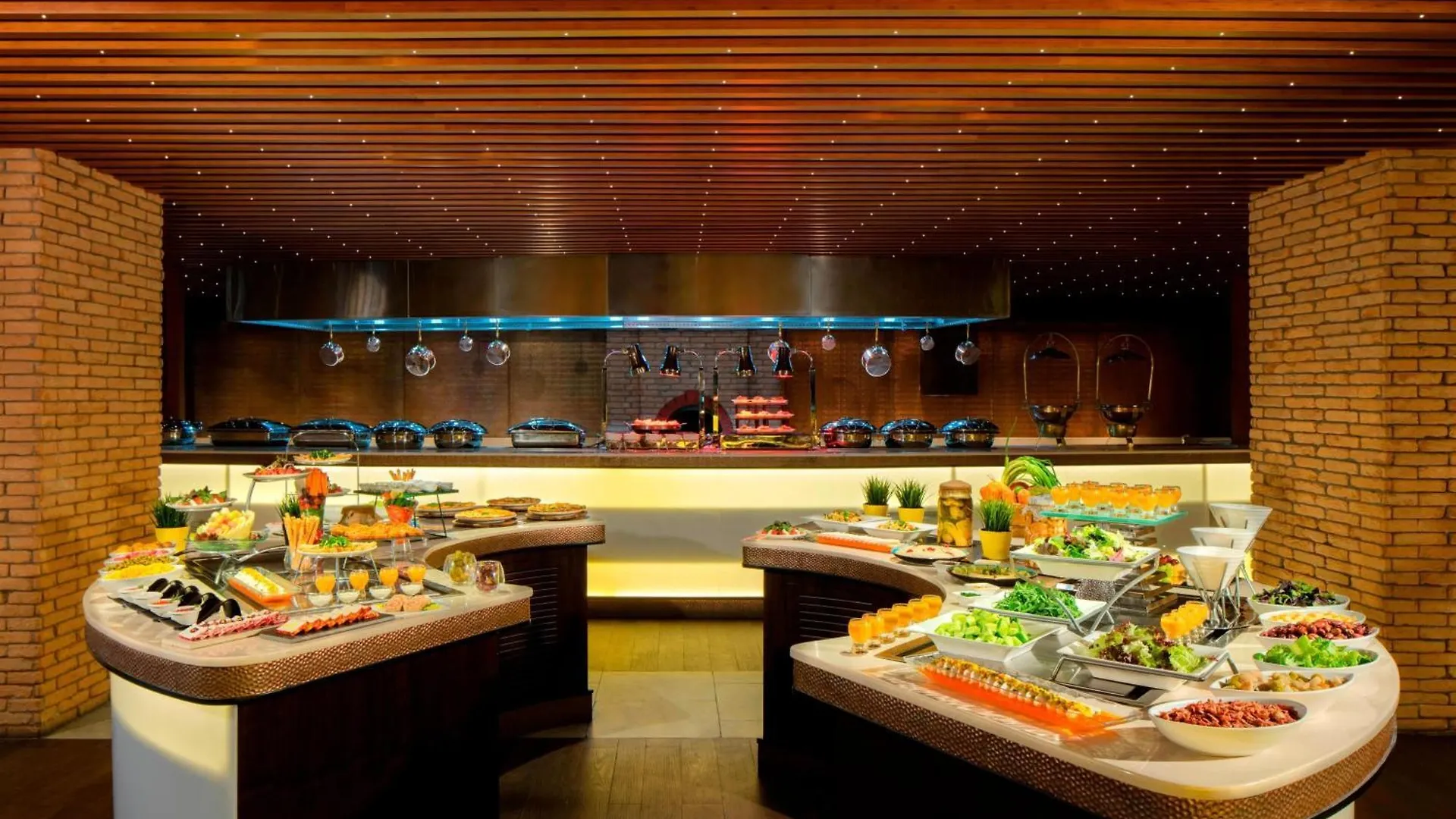 *****  Sheraton Sharjah Beach Resort And Spa Emirados Árabes Unidos