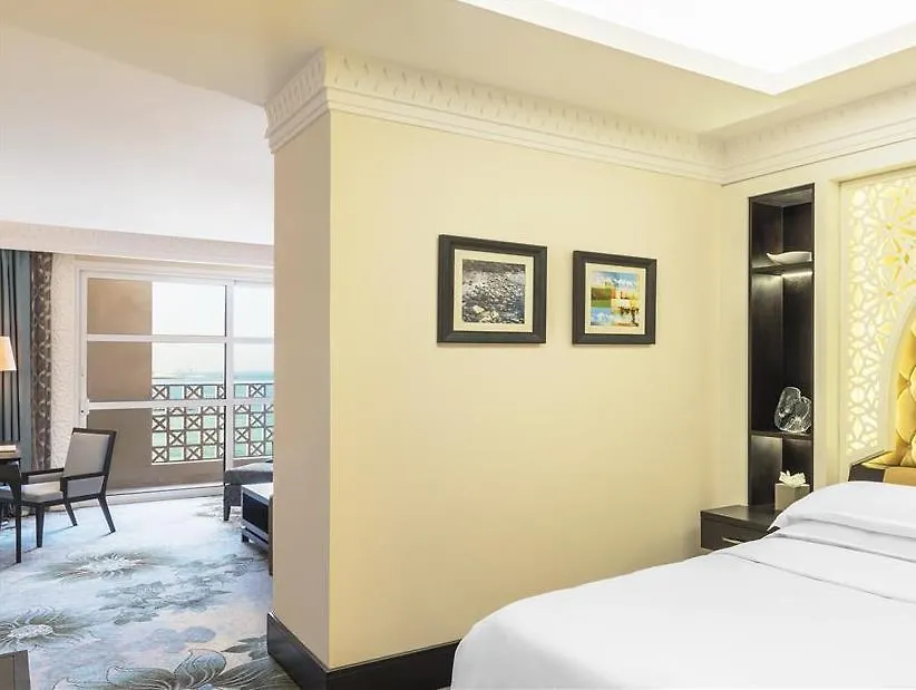 Sheraton Sharjah Beach Resort And Spa
