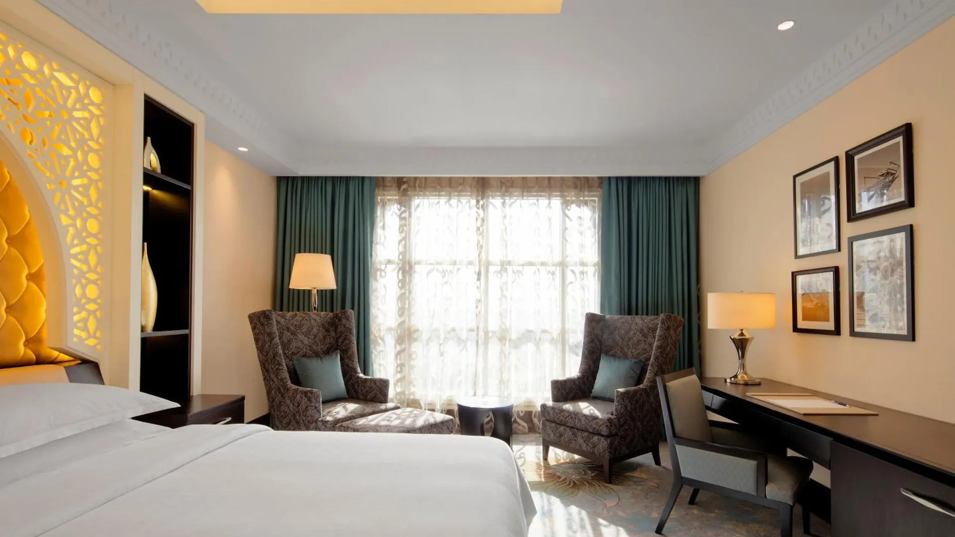Sheraton Sharjah Beach Resort And Spa