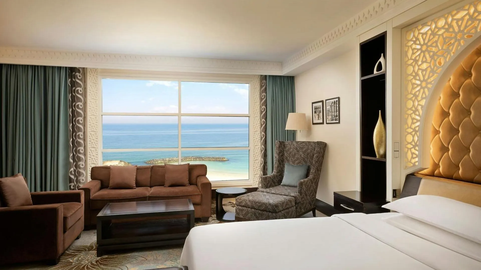 Sheraton Sharjah Beach Resort And Spa